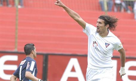 Barcos : 14 buts en 17 rencontres avec la LDU Hernan Barcos