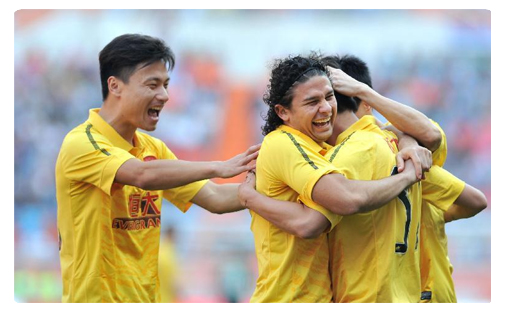 Guangzhou Evegrande Guangzhou champion !