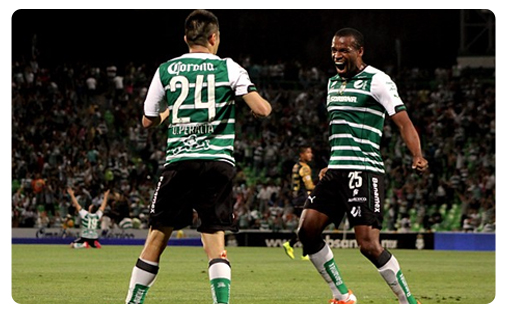 Doublé de Peralta : Santos Laguna nouveau troisième