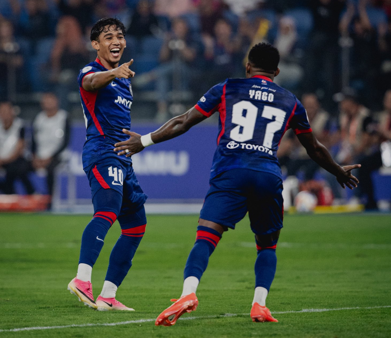 Johor débute par un carton