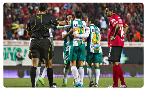 Leon arrache sa place en Liguilla